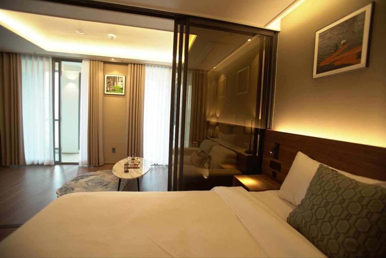 Sienna Ambassador Residence Busan Esterno foto
