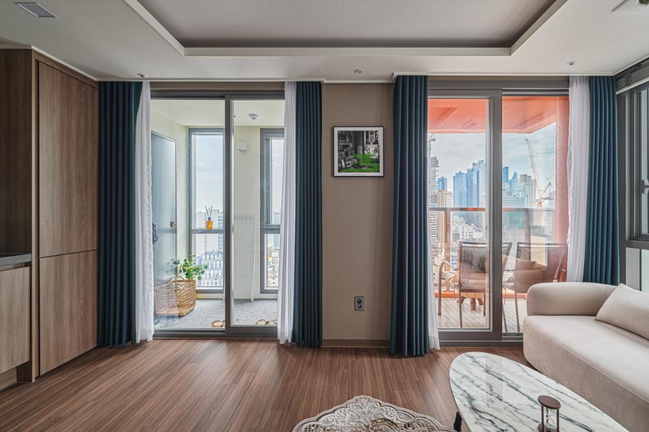 Sienna Ambassador Residence Busan Esterno foto