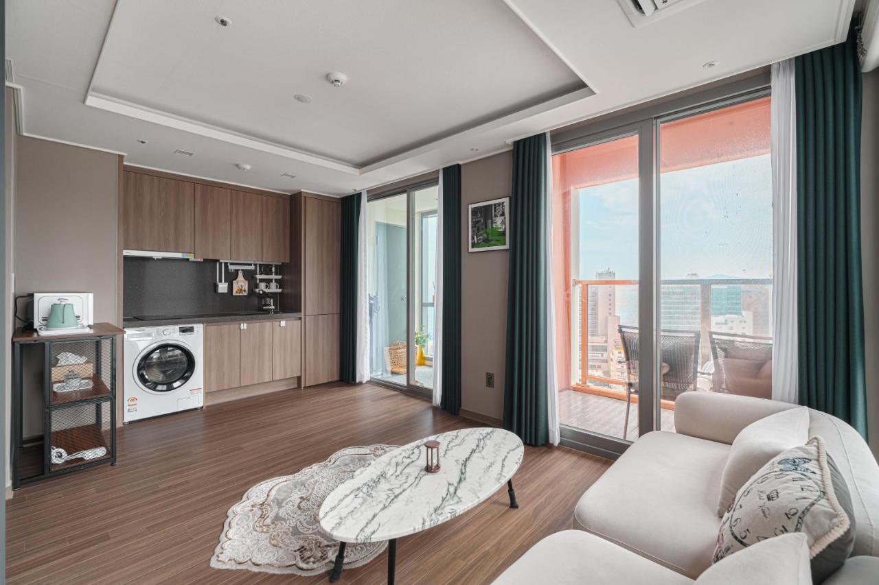 Sienna Ambassador Residence Busan Esterno foto